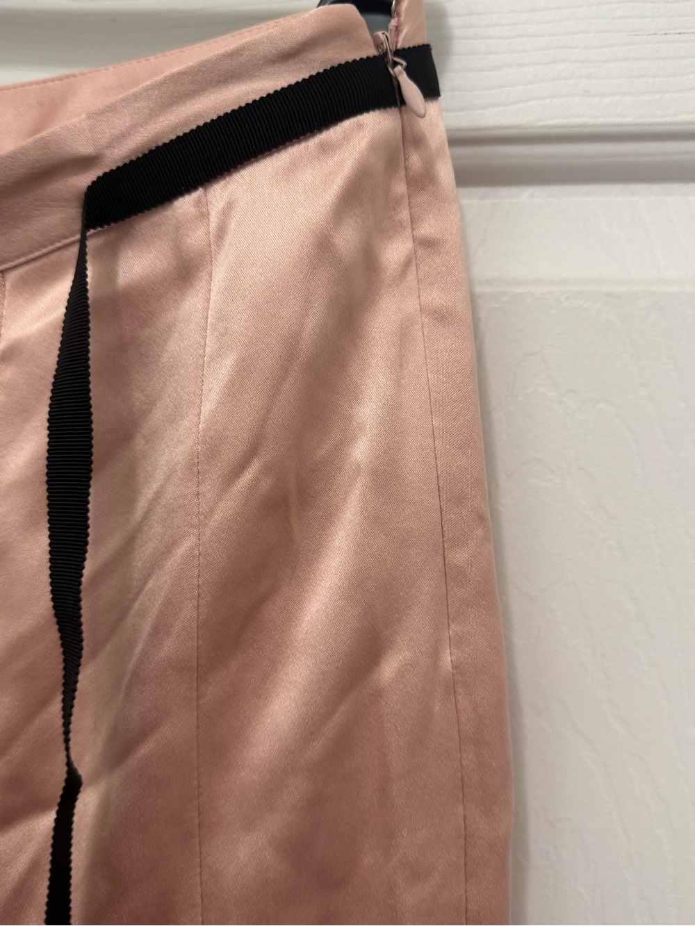 Y2K Style Express Blush Pink A-Line 100% Silk Skirt with Black Trim - Picture 13 of 15